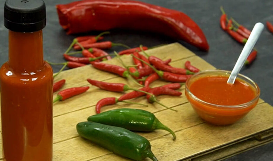 salsa de chile dulce casera con pimientos picantes frescos