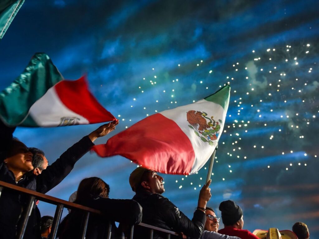 ¡Celebra el Mes de la Patria en México con Tradiciones, Historia y Mucho Orgullo Nacional! celebra el mes de la patria en mexico con tradiciones historia y mucho orgullo nacional