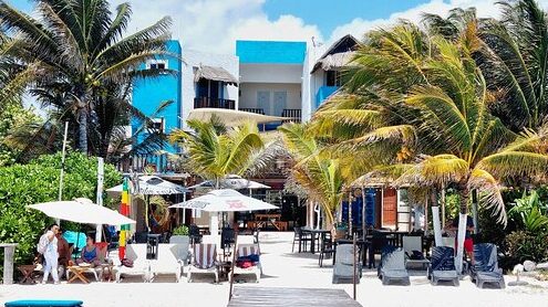 ¡Descubre el paraíso en el Hotel El Caballo Blanco en Mahahual, México! Una experiencia única que no te puedes perder descubre el paraiso en el hotel el caballo blanco en mahahual mexico una experiencia unica que no te puedes perder