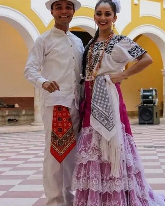 descubre la historia y elegancia del traje tipico mexicano para hombres una muestra de tradicion y estilo unico