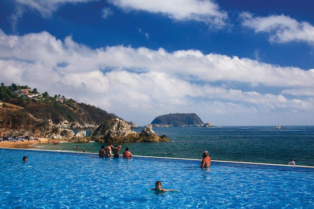 Descubre Huatulco, México: El paraíso escondido en la Costa Oaxaqueña descubre huatulco mexico el paraiso escondido en la costa oaxaquena