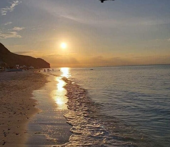 Descubre la belleza de Playa Blanca: un paraíso en Baja California, México descubre la belleza de playa blanca un paraiso en baja california