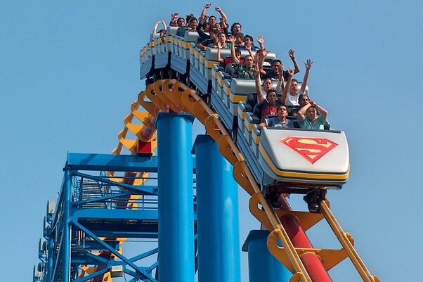 Descubre la emoción y diversión de Six Flags Rosarito, México: ¡El parque de atracciones perfecto para toda la familia! descubre la emocion y diversion de six flags rosarito mexico el parque de atracciones perfecto para toda la familia