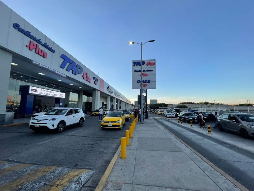 ¡Descubre la increíble nueva central camionera de Tlaquepaque, Jalisco en México! ¡Un destino que debes conocer! descubre la increible nueva central camionera de tlaquepaque jalisco en mexico un destino que debes conocer